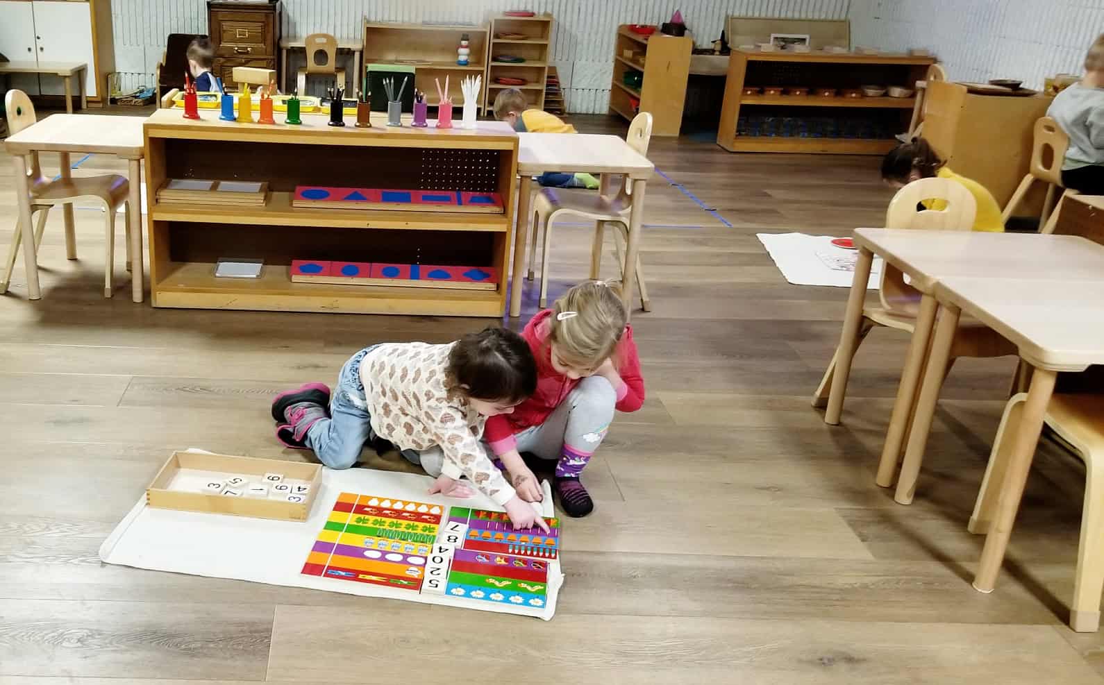 Primary students montessori counting